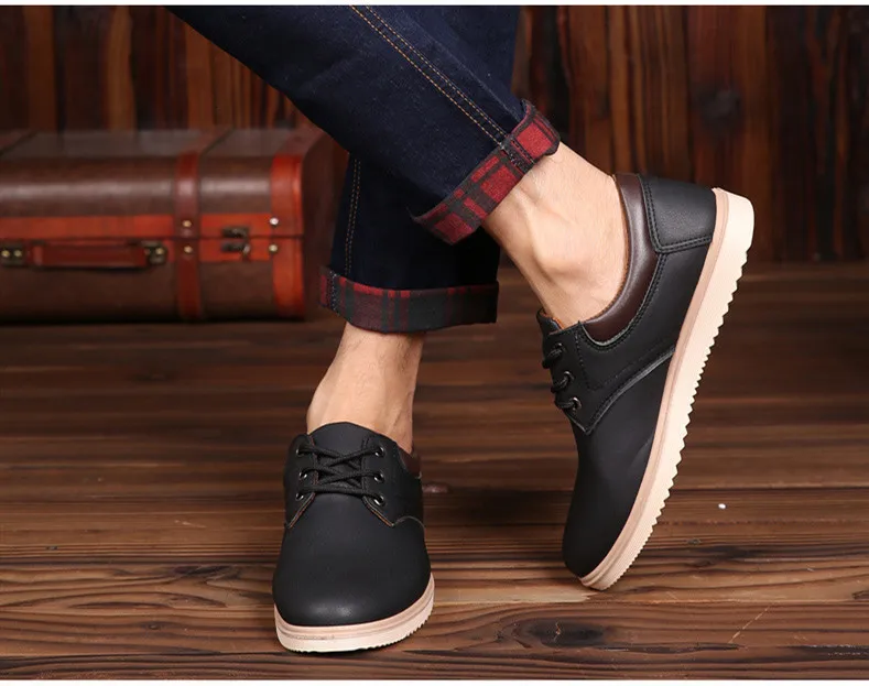 Spring Autumn Men Leather Casual Shoes Waterproof Breathable Tooling Male Footwear Fashion New Arrival Lightweight Flats