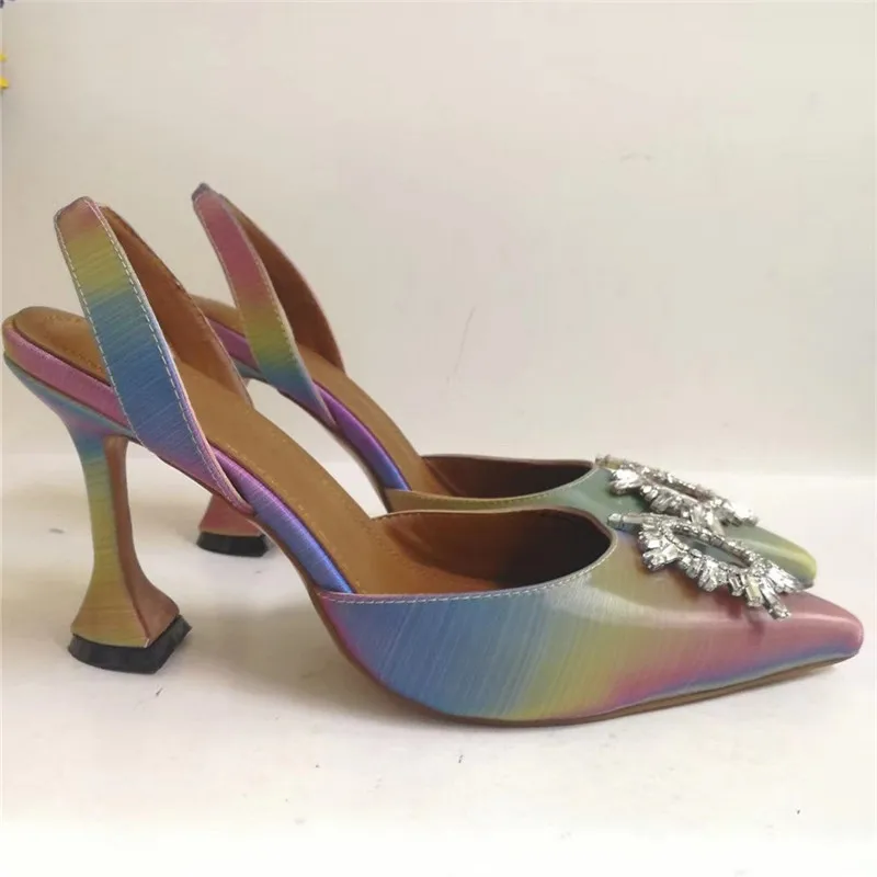 Градиентные сандалии радужного цвета; обувь с цветком из кристаллов; женские пикантные босоножки на высоком каблуке с острым носком и ремешком сзади; Sandalias; шикарные босоножки на высоком каблуке