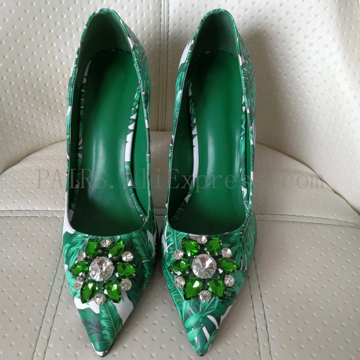 2019 зеленые банановые листья женские туфли лодочки с острым носком стразы со