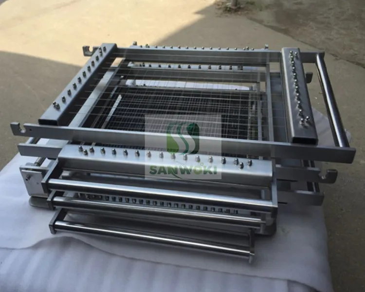 made 25*25mm cutting distance soft candy square Cutting Machine Chocolate Block Cutter Machine chocolate guitar machine