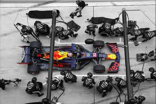Fashion Formula 1 Racing Car Canvas Painting Racer Abstract Wall Art Poster Pictures For Living Boy Room Home Decoration Gift Red