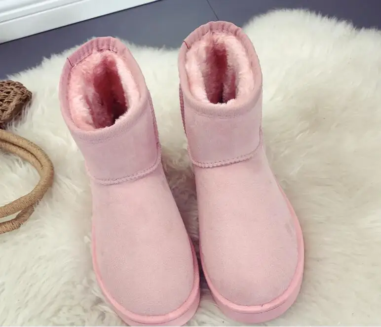 Зимние сапоги классические однотонные короткие сапоги