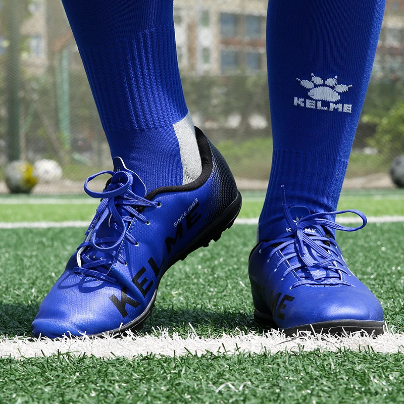 KELME Men's Sneakers Men Soccer Shoes Football Boots Men Original Soccer Cleats Profession Soccer Futsals Sneakers Male 6991349