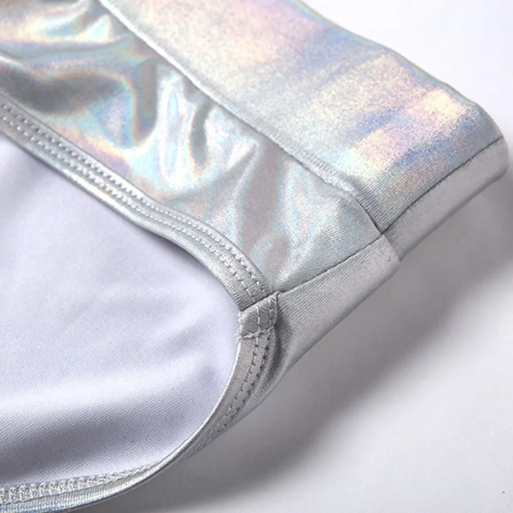 18 - LUY91211662_0506111933010028750