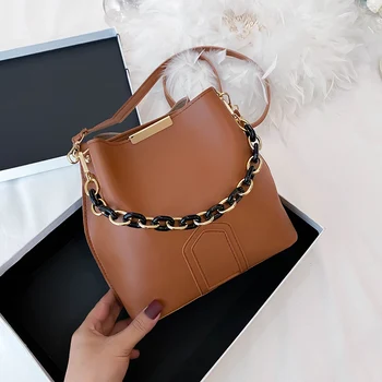 

Casual Crossbody Bag Simple Female Daily Bag Women Solid Color PU Leather Female Chain Bucket Shoulder Crossbody Handbag