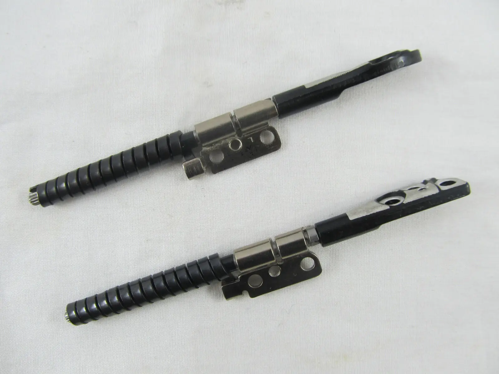 NeoThinking New Laptop LCD Hinges For MacBook Pro 15" A1286 Mid 2010