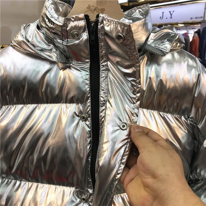 Модное яркое хлопковое пальто для девочек; женская серебряная парка; зимняя утепленная теплая куртка; Повседневная Свободная Женская одежда; парки на хлопковой подкладке для студентов