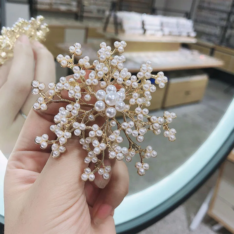 Morkopela New Fashion Women Imitation Pearl Flower Snowflake Brooches  Wedding Bouquet Brooch Pin Party Jewelry Gifts Accessories