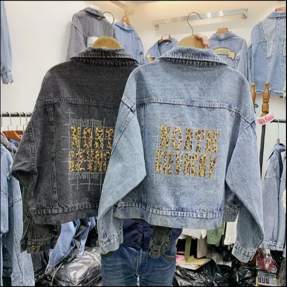 

2019 New Spring and Autumn Women Clothes Hot Drill Loose Cowboy Jacket Leopard Letters Female Students Short Denim Coat Outwear