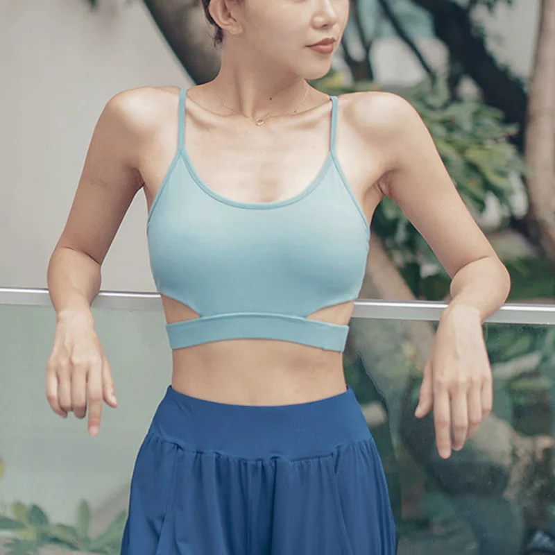 

Padded Strappy Sports Bra Yoga Tops Activewear Workout Clothes for Women YA88