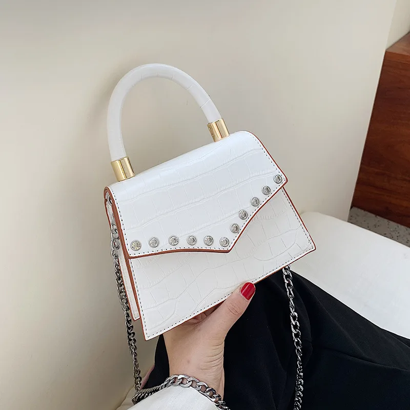 

Girls Small Bag 2019 New Korean Version Of The Handbag Shun Women Retro Fashion Wild Chain Shoulder Messenger Bag