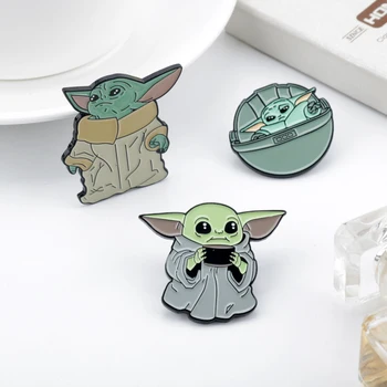 

Fashion Star Wars Cartoon Enamel Mandalorian Yoda Pattern Brooch Pin Lapel Collar Sweater Jackets Brooches For Men Women Jewelry