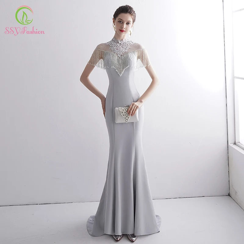 Женское вечернее платье SSYFashion роскошное серое с юбкой-годе и высоким воротом