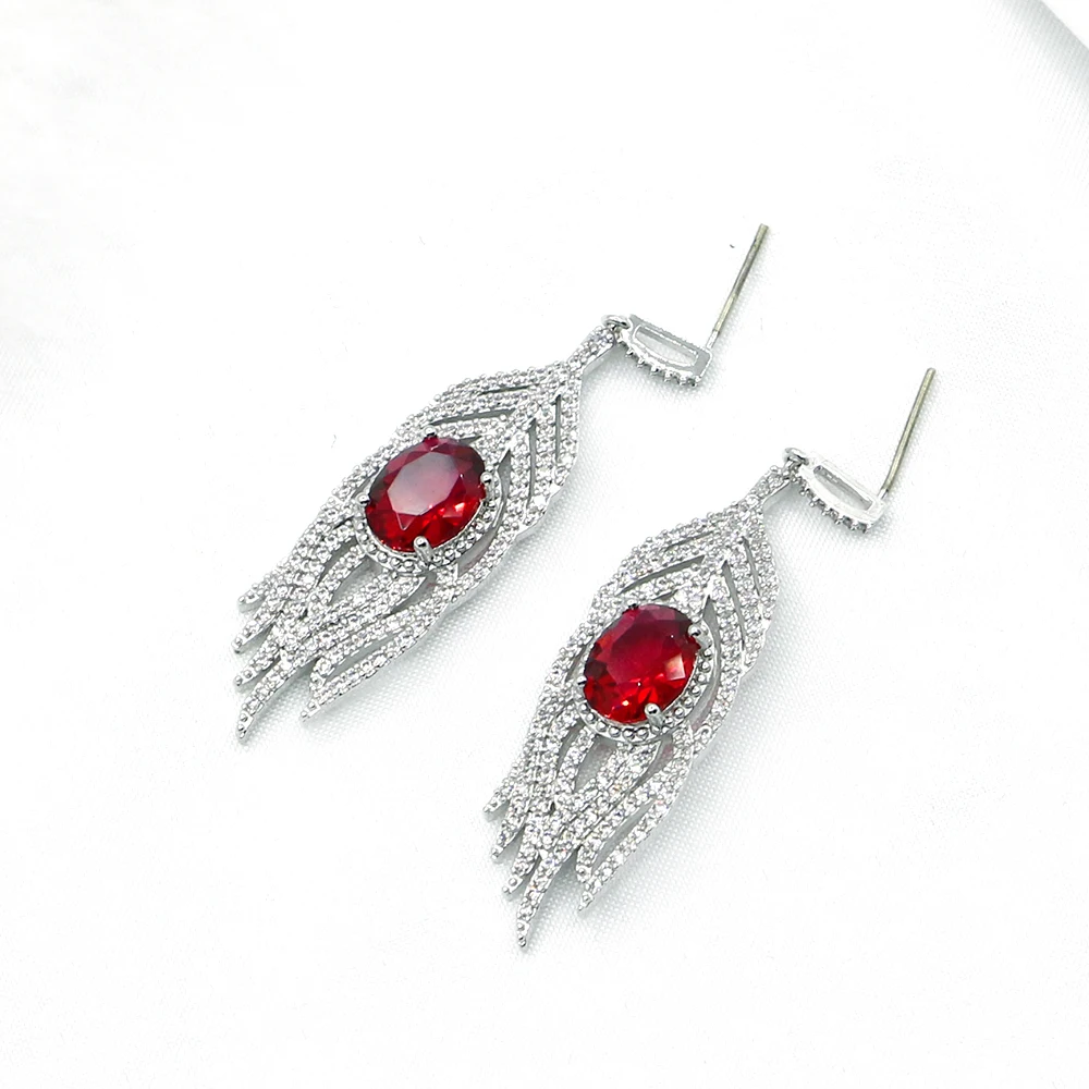 

Peacock Feather Shape Earrings High Quality Crystal Ladies Long Earrings Exquisite Exaggeration Gothic 2019 New Masquerade