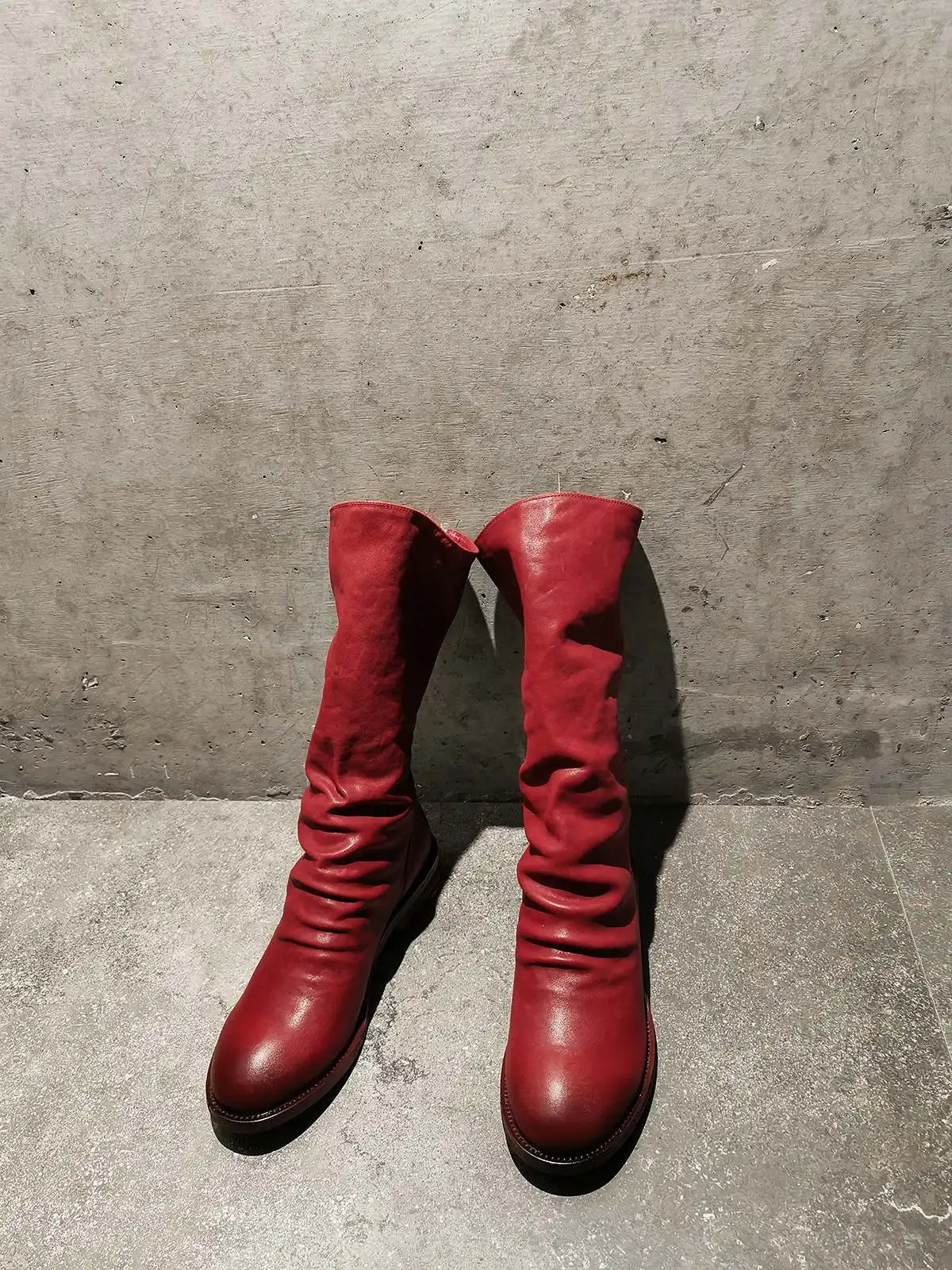 Brand high heels shoes women's boots genuine leather superstar zipper winter thick low heels European stovepipe mid-calf boots