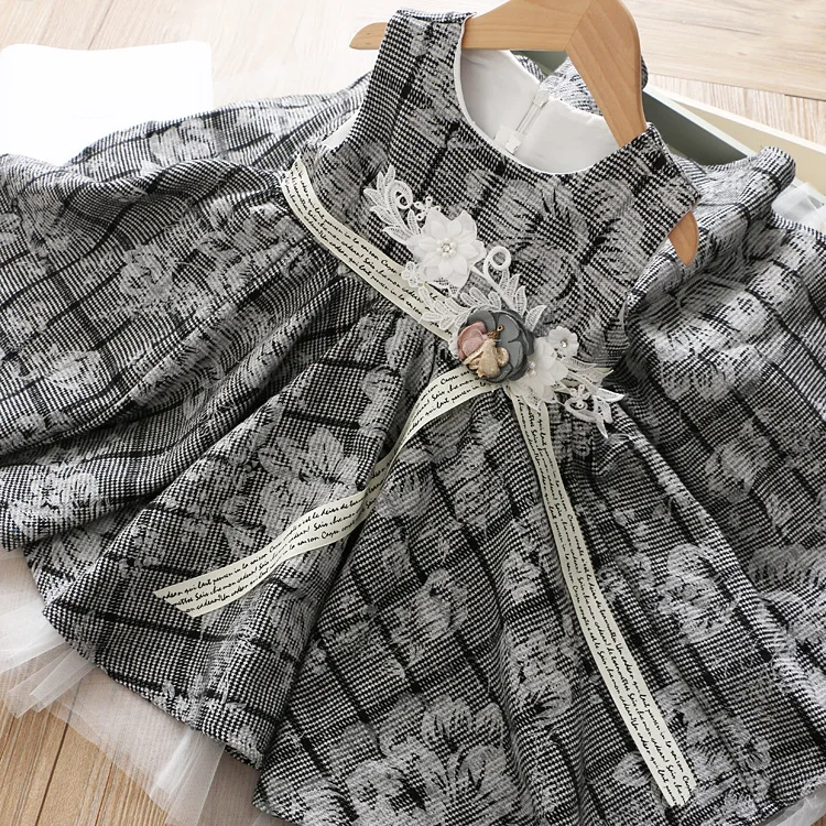 

5299 Floral Plaid Embroidery Princess Baby Girl Dress Christmas Party Kid Dress For Girl Wholesale Thanksgiving BabyGirl Clothes