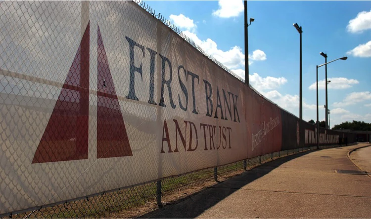 H7064dc74702c4f5dafc867dacc41bcc2a-