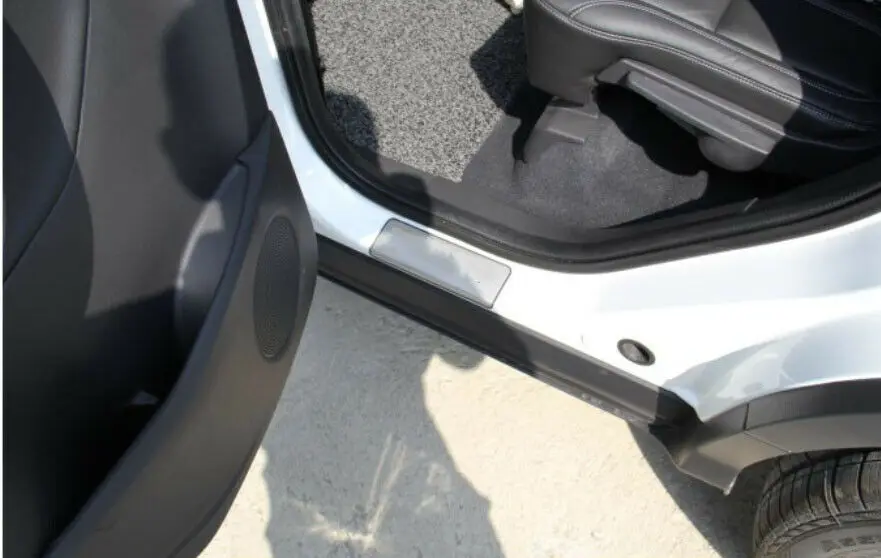 Модификация автомобиля accessoriesStainless стальные двери накладки на пороги Накладка щитки для Ford Kuga Escape 2012