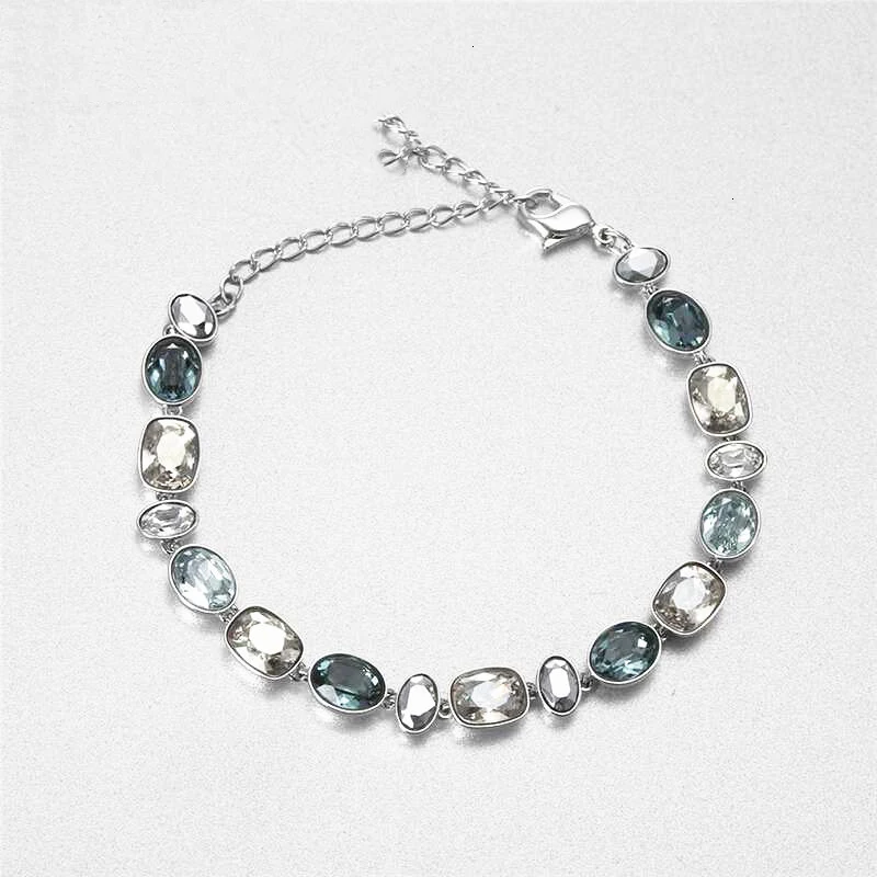 

High quality swa1; 1 high-end sparkling crystal bracelet