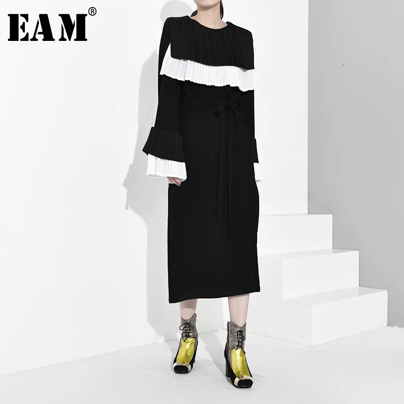 

[EAM] Women Black Contrast Color Pleated Dress New Round Neck Long Sleeve Loose Fit Fashion Tide Spring Autumn 2019 JO2010