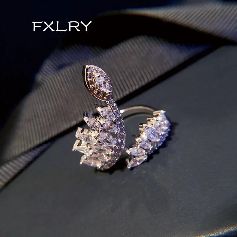 

FXLRY Creative Micro Paved Cubic Zircon Open Rings Crystal Branch Leaf Adjustable Finger Rings For Women Wedding Jewelry