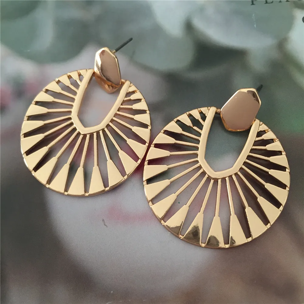 New Fashion Geometric Earring for Women Gold Color Meatal Jewelry Exaggeration Punk