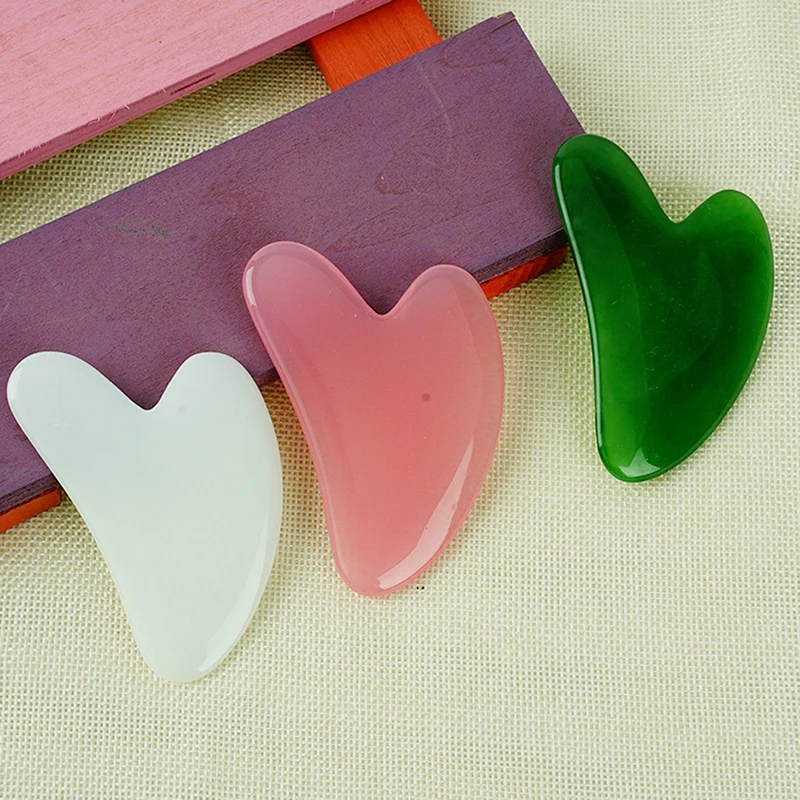 1pc Heart Shape SPA Massage Beeswax Gua sha Scraping Massage Scraper Face Massager Acupuncture Guasha Board Massager for face