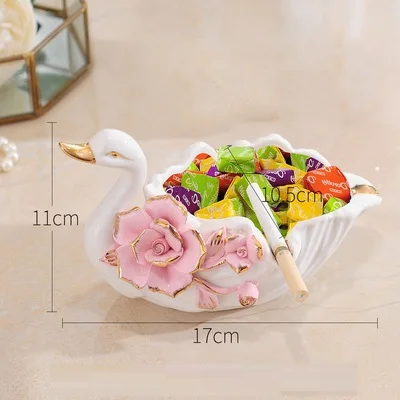 1Pcs Flamingo Ashtray Ceramics Swan Figurines Animals Storage Box Home Living Room Tea Room Bar Club Ashtray Decoration R2640 - Цвет: 1Pcs