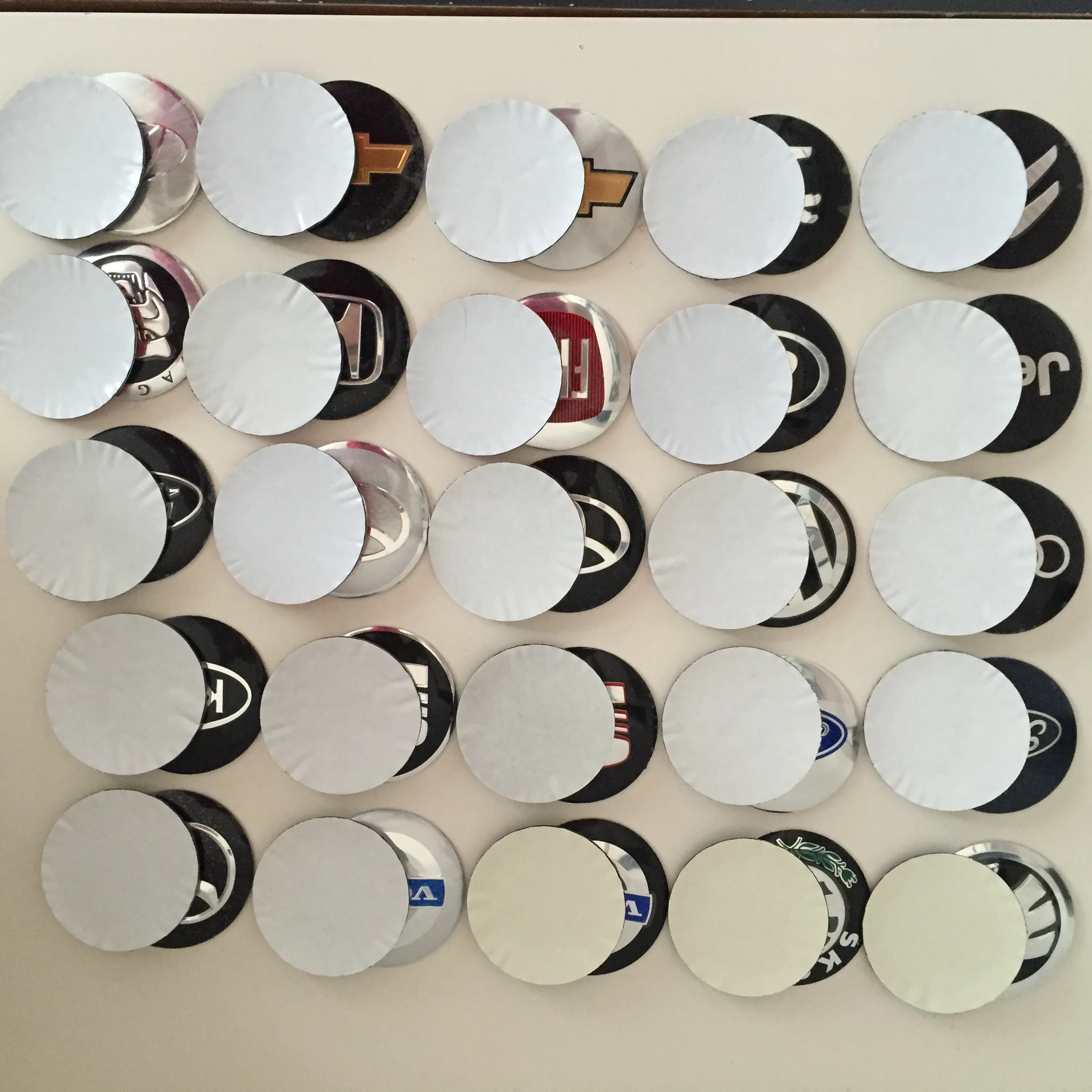 

20pc 40pcs 100pcs 56.5mm Car Wheel Center Cap Badge covers emblem sticker for Mitsubishi Jaguar KIA Citroen Hyundai Chevrolet