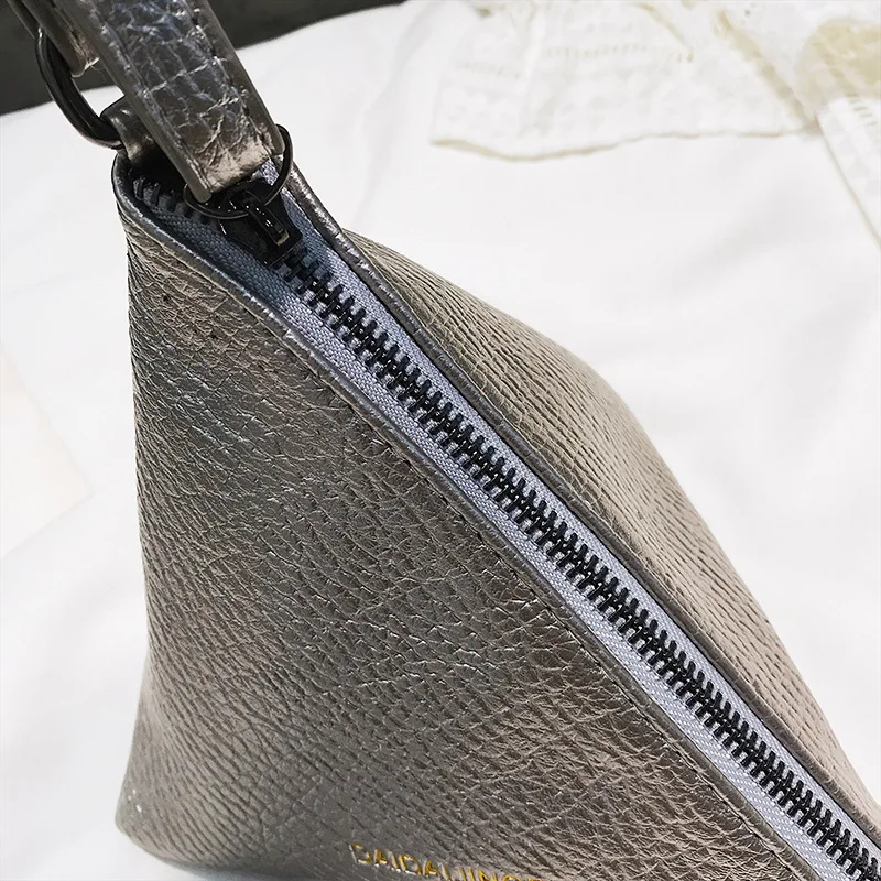 

Korean-style Simple Triangular Geometry Bag Pu Shoulder Oblique Handbag
