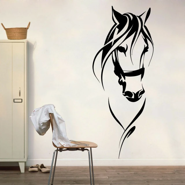 Desenho à mão livre de cabeça de cavalo