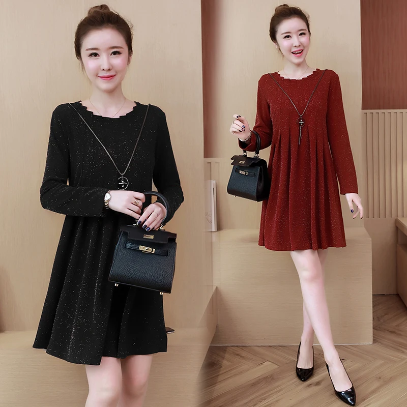 Женское бархатное платье средней длины черное свободное винтажное с длинным