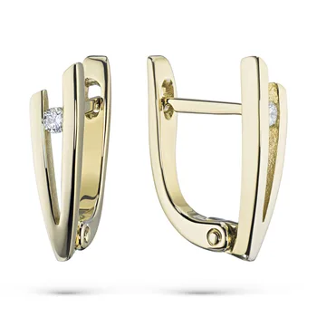 

Earrings made of yellow gold with diamonds e0301sg05157300