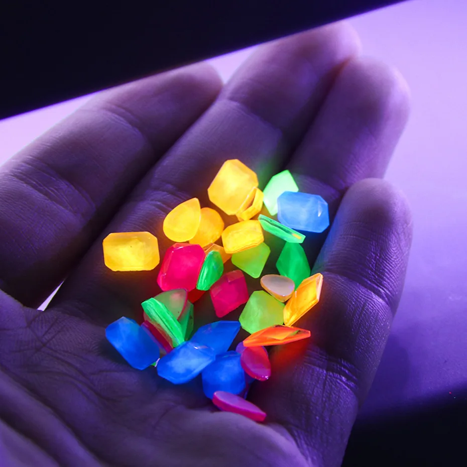 11981286955_1699912890