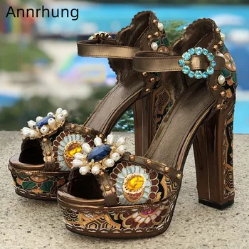 

Luxury Embroidery Flower Gladiator Sandals Women Ankle Strap Crystal Diamond Pearl Decor Chunky Heel Platform Party Shoes Woman