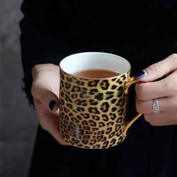 

Creative Leopard veins Mugs Coffee cups Bone china Hand Painted Phnom Penh Tea Cup with spoon Porcelain cup Large capacity 380ml