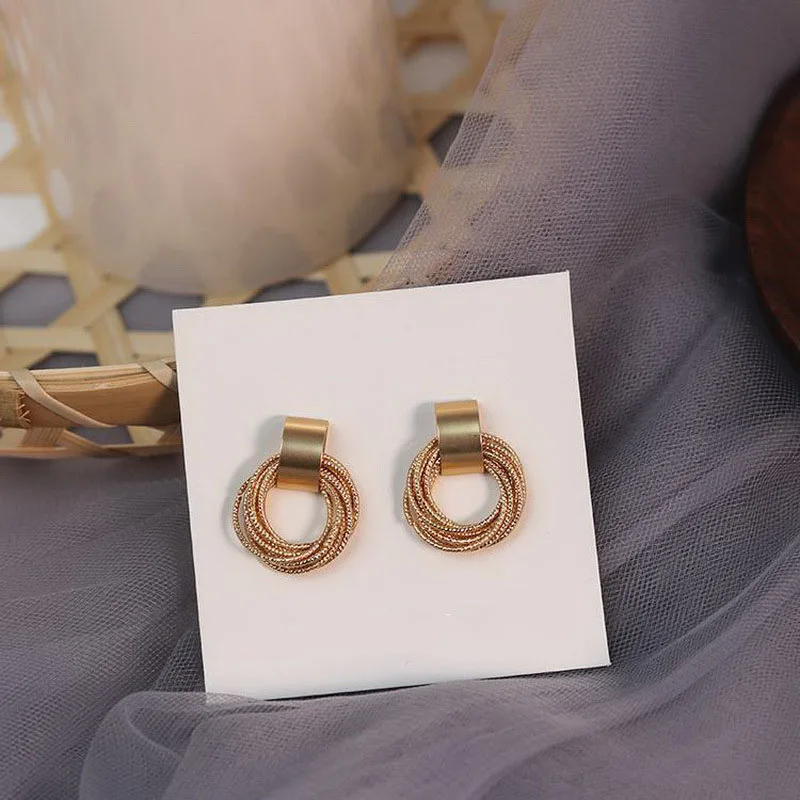 22203084684_1988795477 (1)