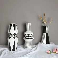 Керамическая ваза в скандинавском стиле, украшение для гостиной, аксессуары для цветочной композиции, простая креативная черно-белая ваза для цветов