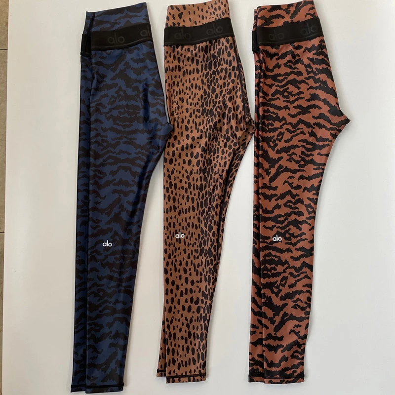 Alo Yoga Leopard