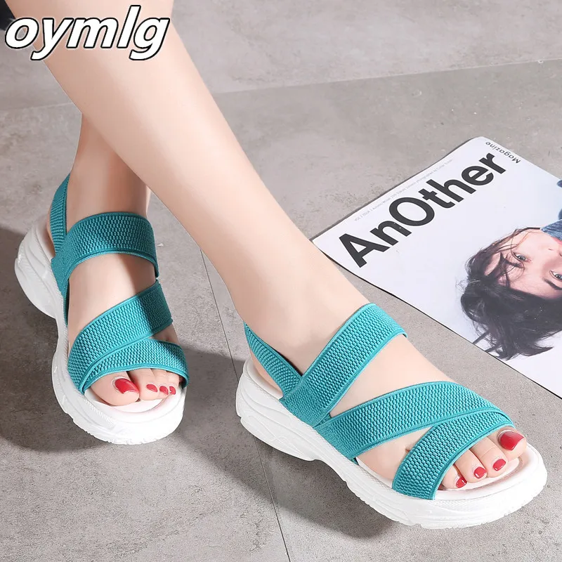 Сандалии женские на танкетке удобные босоножки без шнуровки плоская подошва