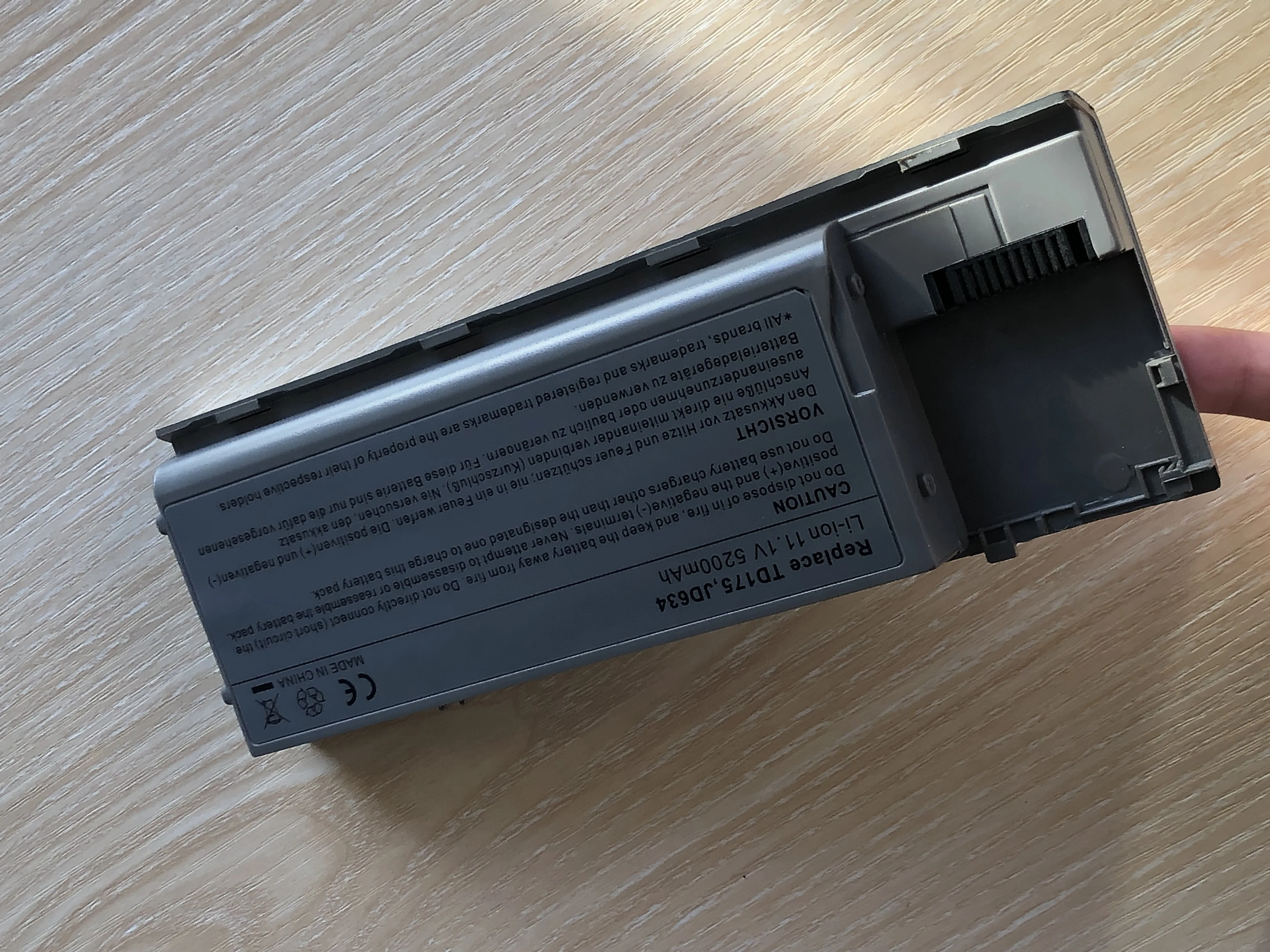 Аккумулятор для ноутбука Dell Latitude D620 D630 D630c Precision M2300 UD088 TG226 TD175 PC764 FG442 KD492|battery for
