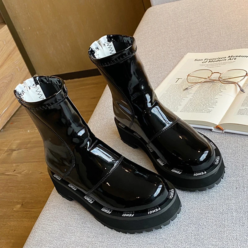 

Boots Women Round Toe Ladies Martin Boots Fashion Winter Platform Chelsea Heels Female Short Boots Causal Woman Ankle Shoes