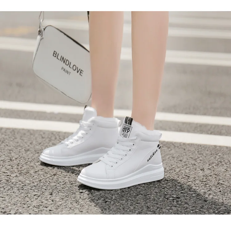 12134627240_1827748962