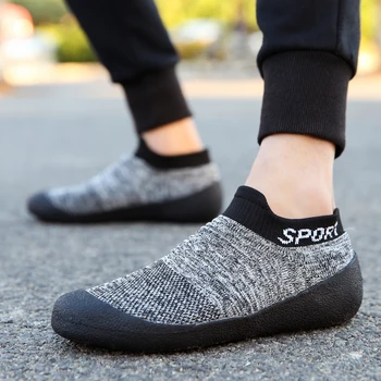 

Fashion 2020 New Net Red Socks Unisex Mesh Casual Casual Flat Rubber Shoes Black Crocodile Walking Sports Men's Shoes