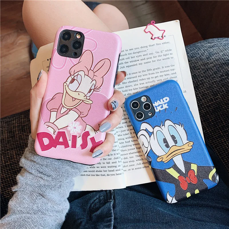 

Donald Duck Phone Case For iPhone 11 Pro Max 7 6 6s 8 Plus Silk Pattern Cartoon Cases For iPhone X XS Max XR Soft Embossed Cover