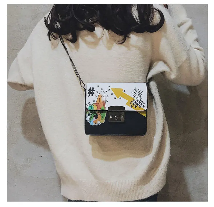 

2019 new graffiti color cute dog small square bag pig nose lock shoulder diagonal women's bag