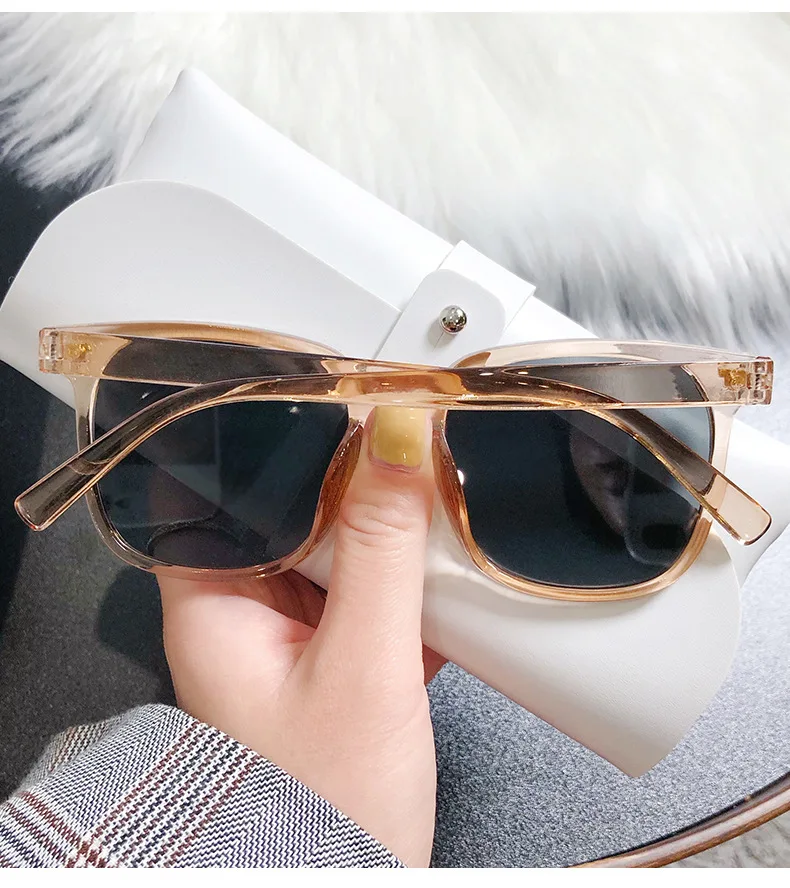 Quadratische Sonnenbrille für den Sommer, modisch, im trendigen Stil, Vintage-Sonnenbrille, Schutzbrille mit UV400-Schutz, Streetwear_voghion.com