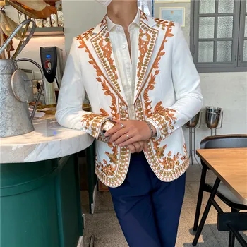 

Luxury Man Suits Gold Embroidery Blazers Men Wedding Baroque Stylish Mens Clothing Stage Costumes For Singers Mens White Dress