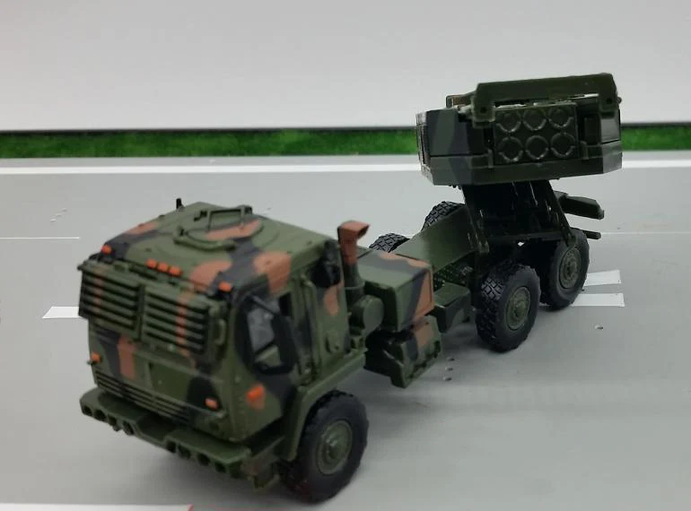 1/72 Us m142 самоходная Сборная модель полусплава ракеты| |
