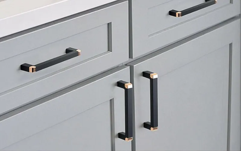 Simple Modern Black Furniture Handle aluminum Kitchen Cabinet Pulls  Gold cupboard  handle Simple Modern Black Handle|Aluminum Cabinet Pulls|Dresser Pulls 
